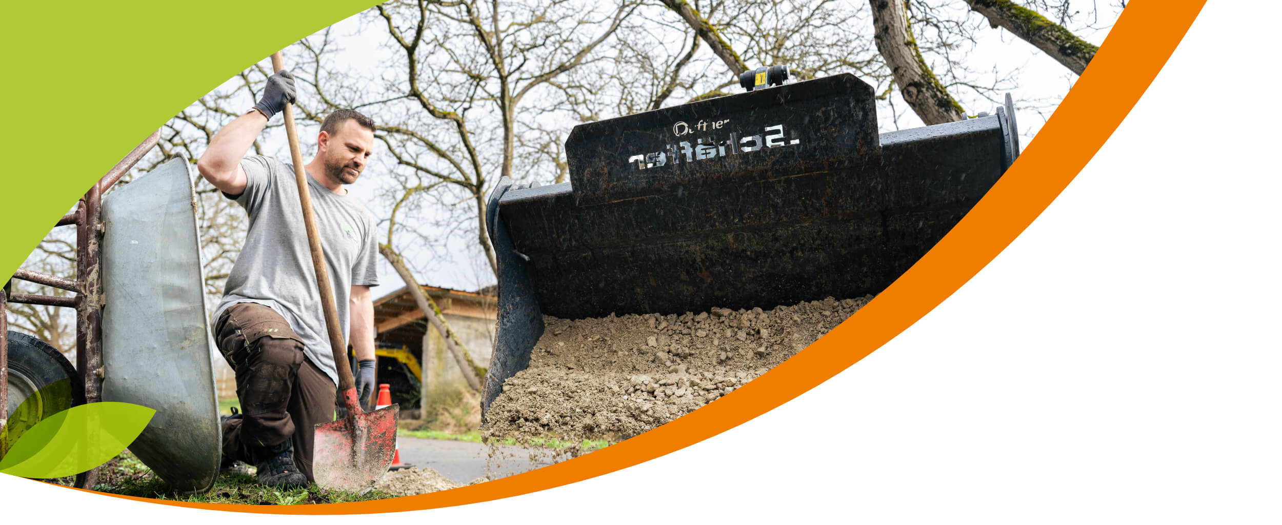 FAIRGR&Uuml;N Mitarbeiter bei Erdarbeiten